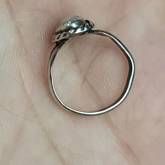 925 Sterling Silver Mother Of Pearl Ring Size 4 - Picture 6 of 7